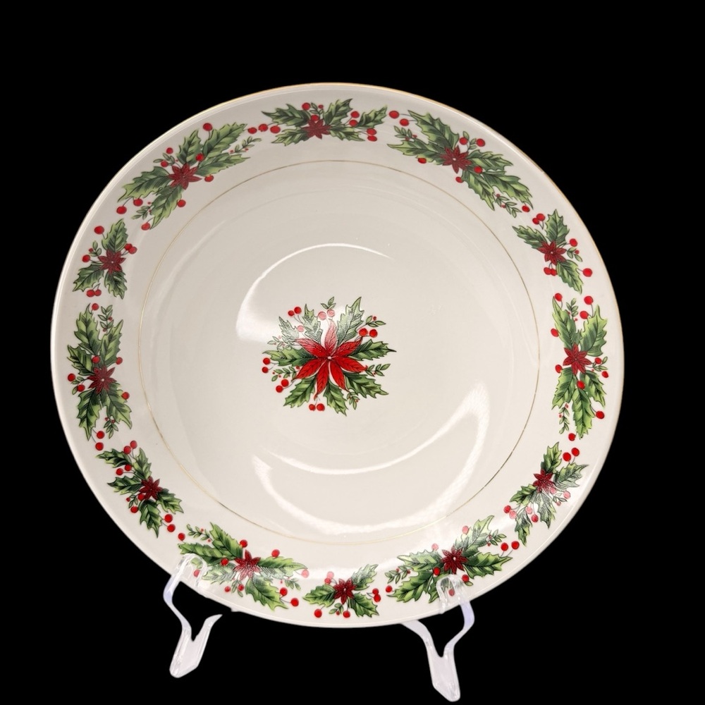 Lynns Wreath Christmas Serving Bowl 9 1/2" Round Holly Berries Poinsettias